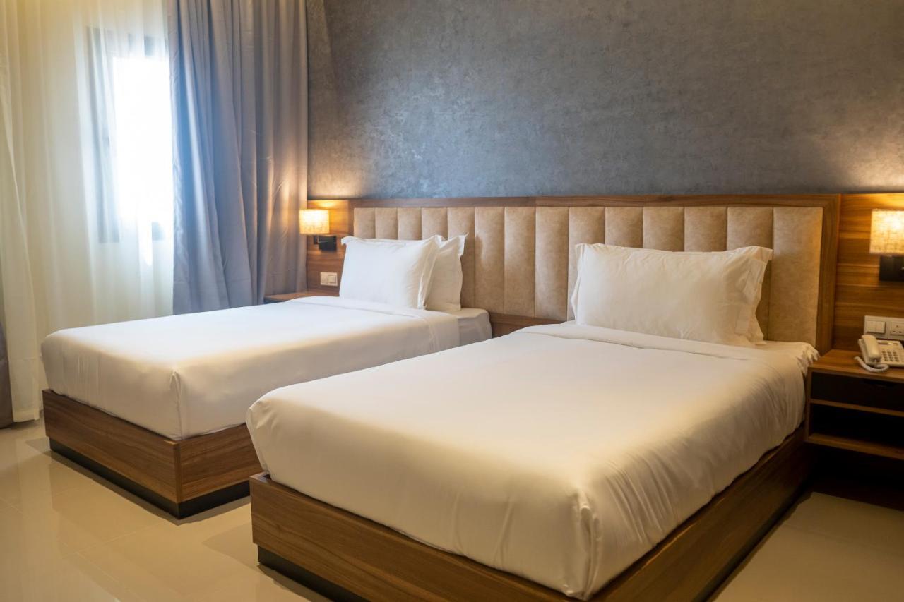 The Plaza Hotel & Resort Salalah Luaran gambar