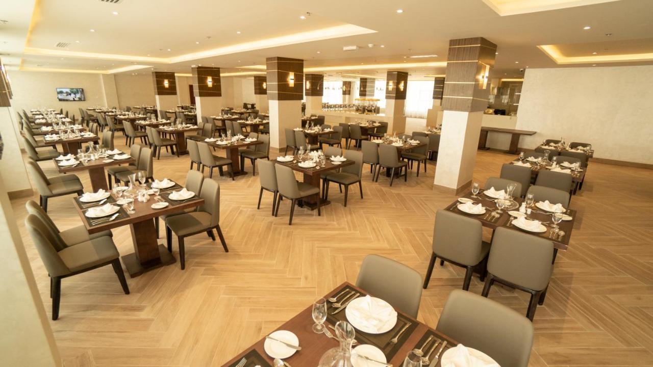 The Plaza Hotel & Resort Salalah Luaran gambar