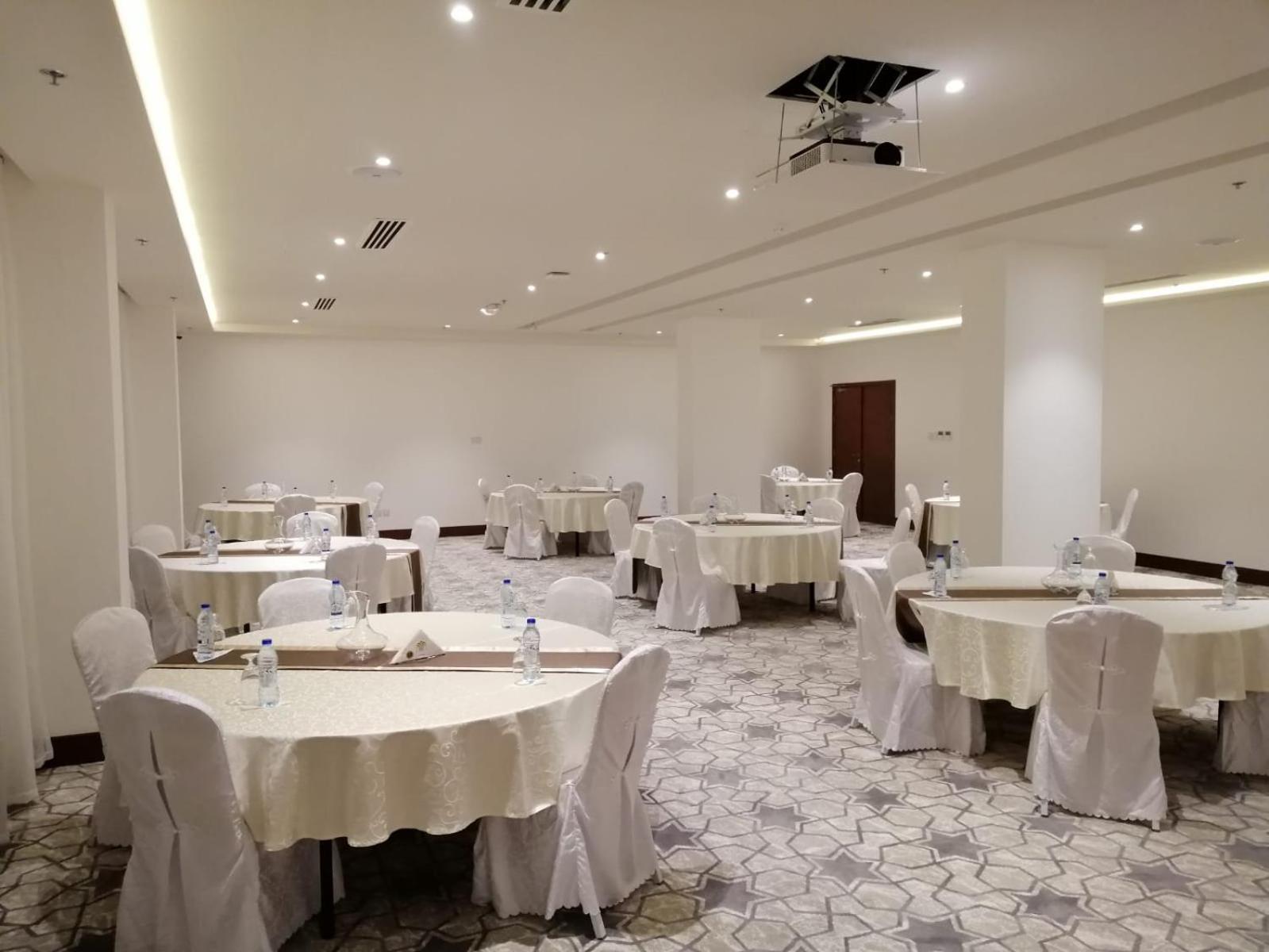 The Plaza Hotel & Resort Salalah Luaran gambar