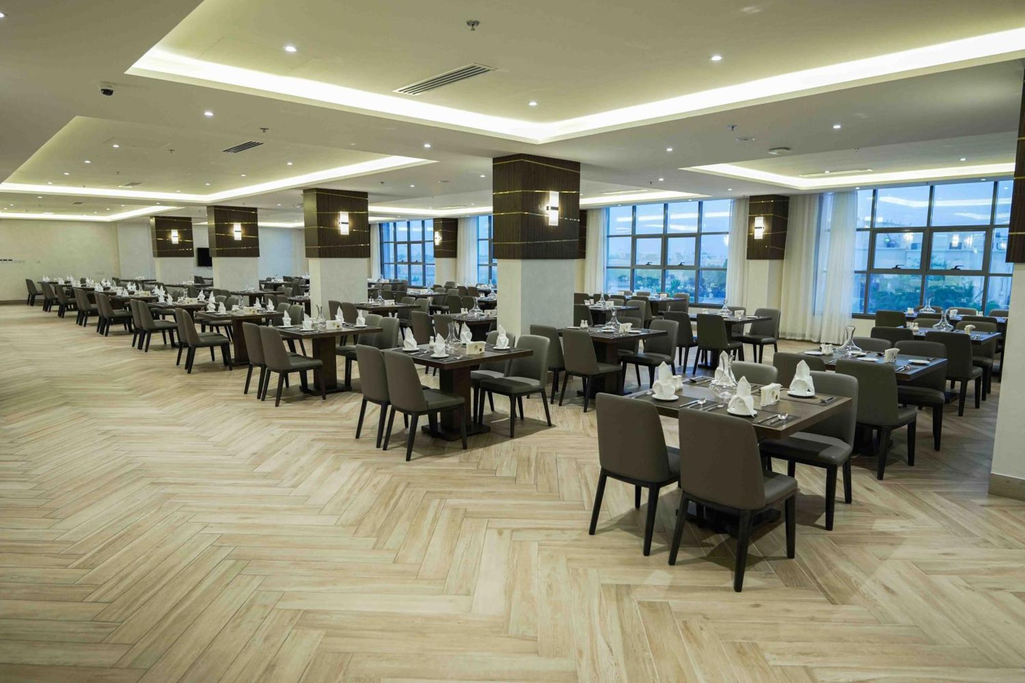 The Plaza Hotel & Resort Salalah Luaran gambar
